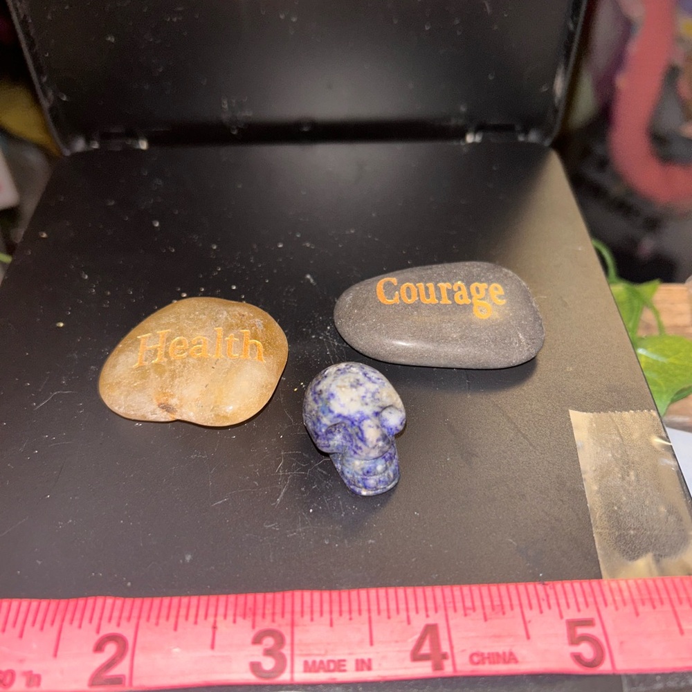 Inspirational Stones Set with Skull